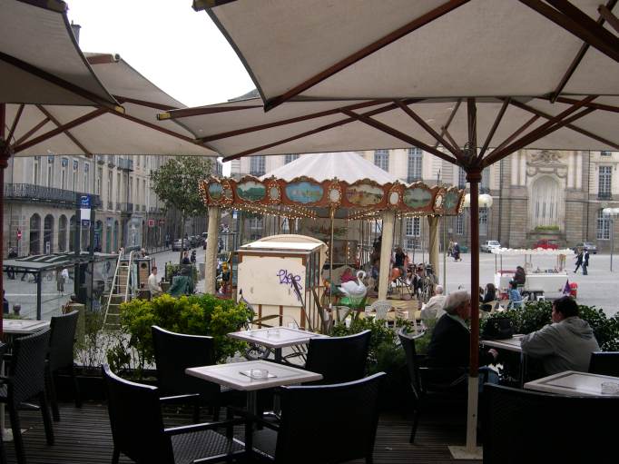  carroussel de la place de l'Hôtel de Ville